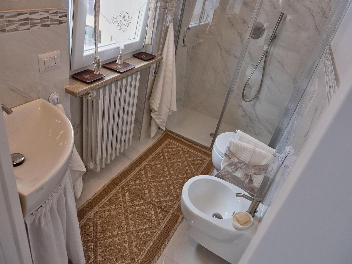 Ave Home Luino Esterno foto