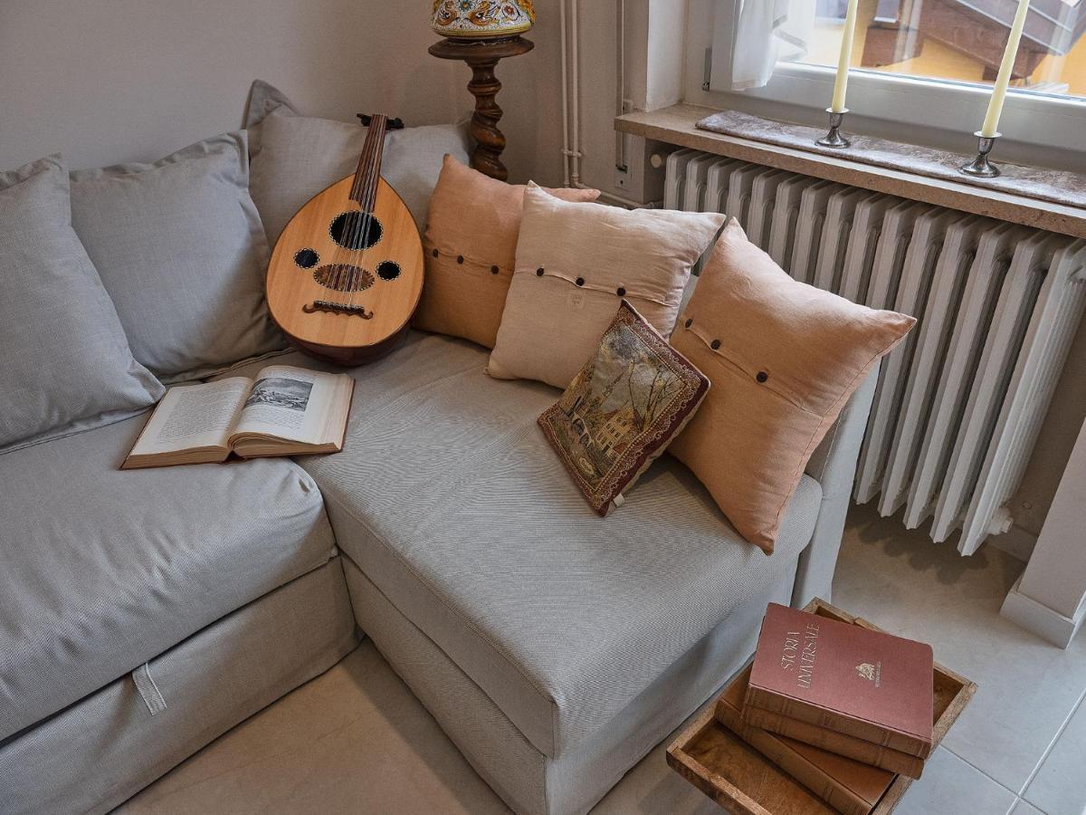 Ave Home Luino Esterno foto